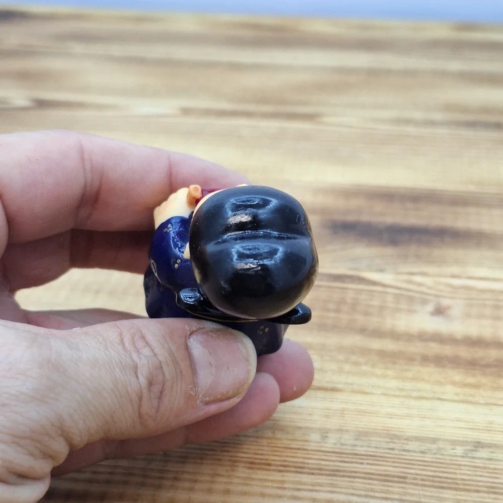 Authentic Japanese Souvenirs‎ Girl figurine 2.5